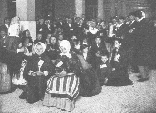 Immigrants Ready to Start West Immigrants Ready to Start West